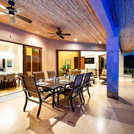 Pacifico 104 Casa Skyfall